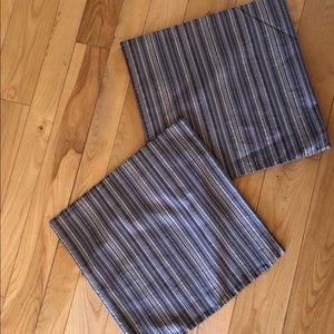 Throw pillow covers.